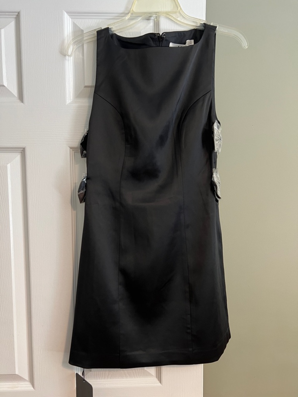 Astr the Label Black Sleeveless Side-Bow Dress